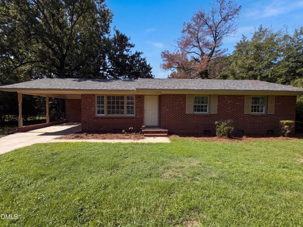 7539 Overbrook Drive, Fayetteville