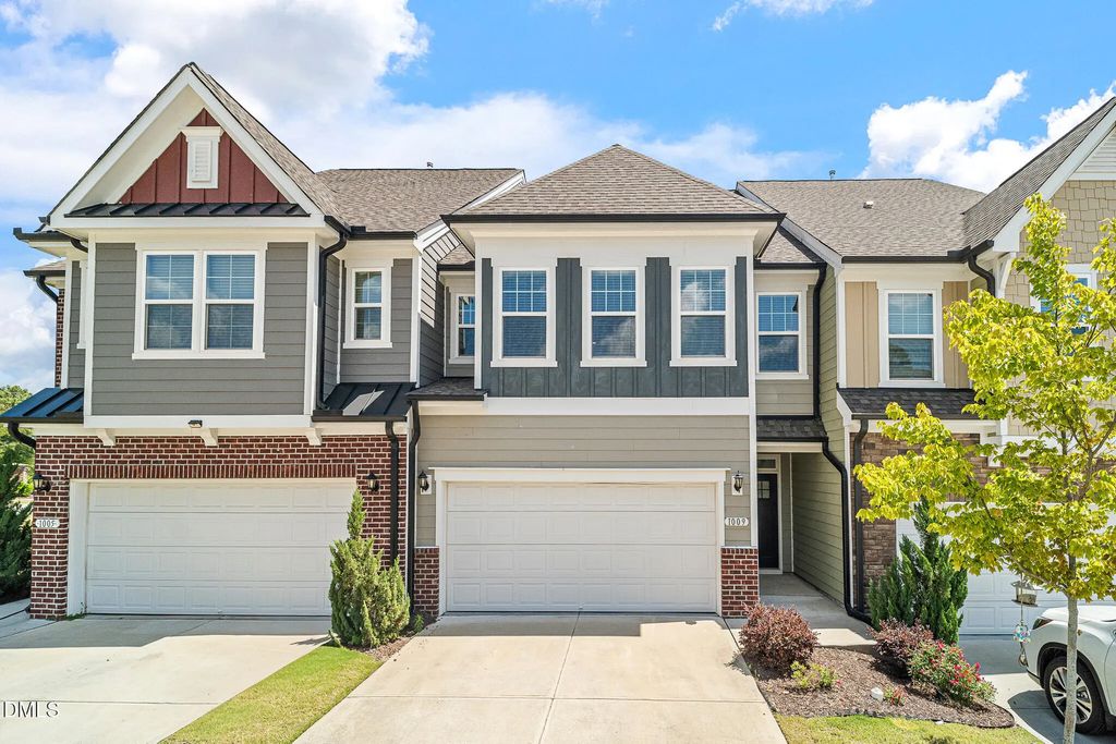 1009 Brennan Green Court, Morrisville