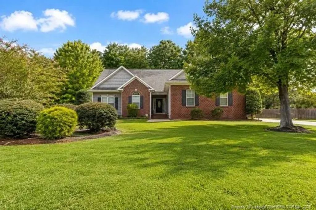 1670 Pristine Lane, Hope Mills