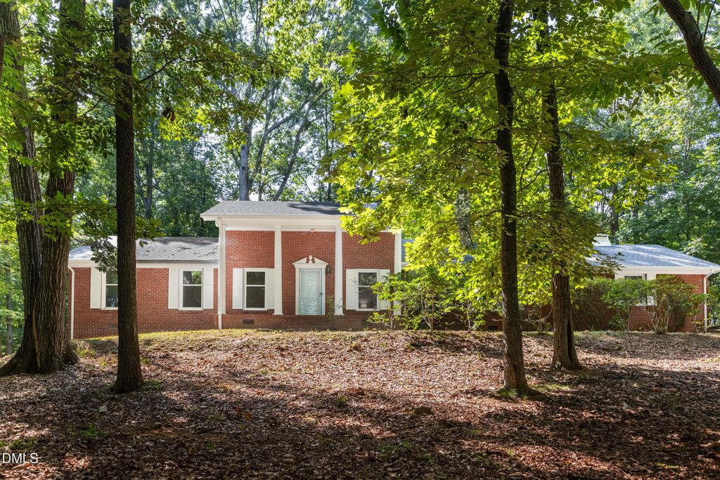 3034 Carriage Trail, Hillsborough