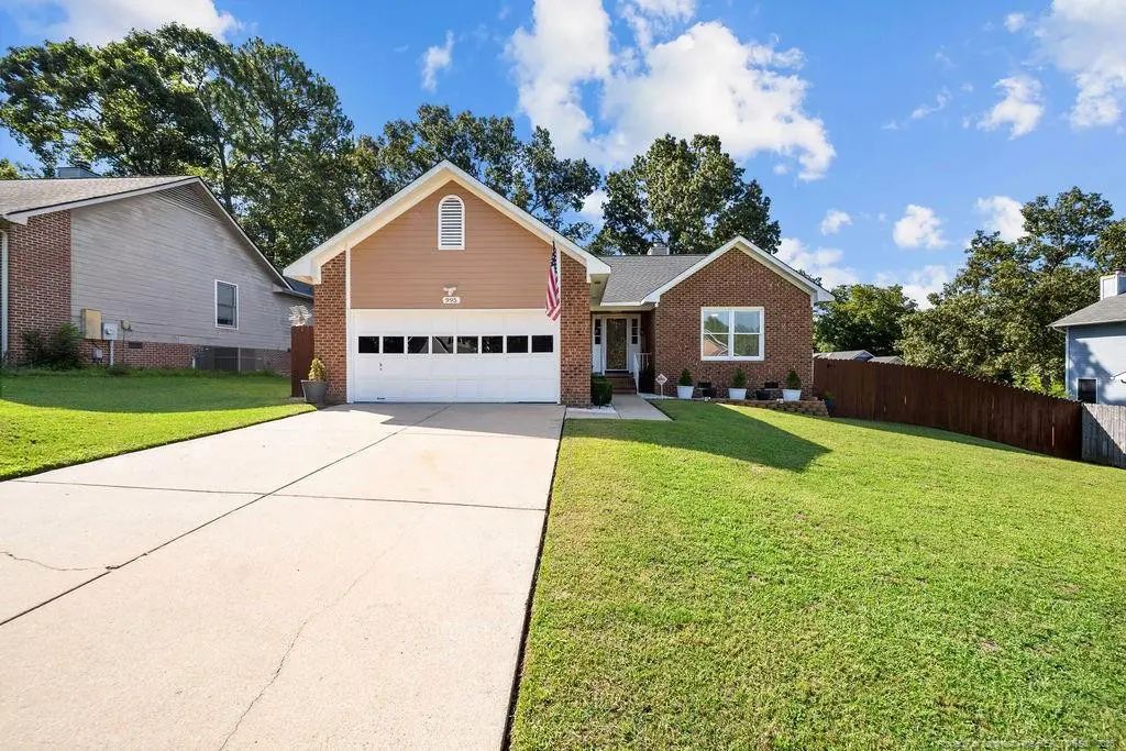 995 Eastman Road, Fayetteville