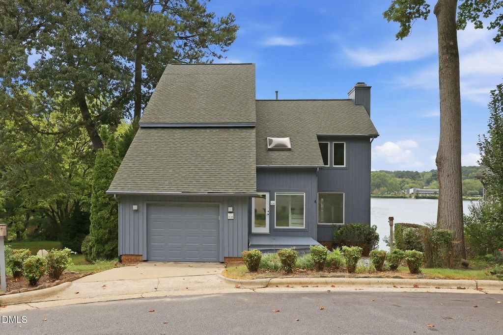 108 Mainsail Drive, Cary