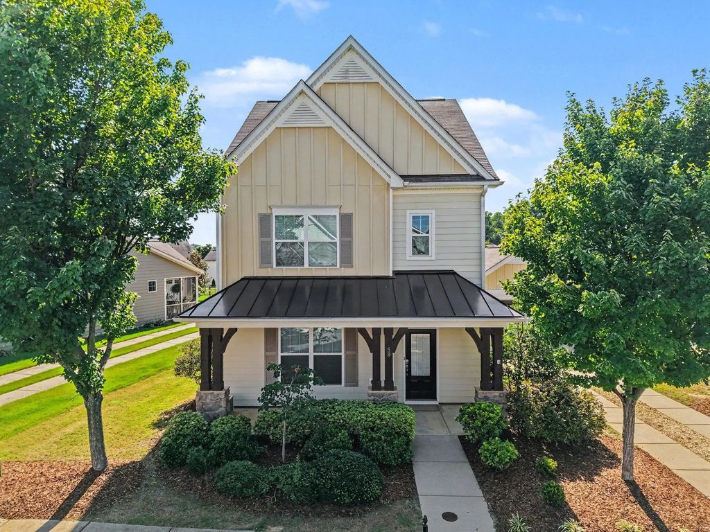 59 Heathwood Drive, Clayton