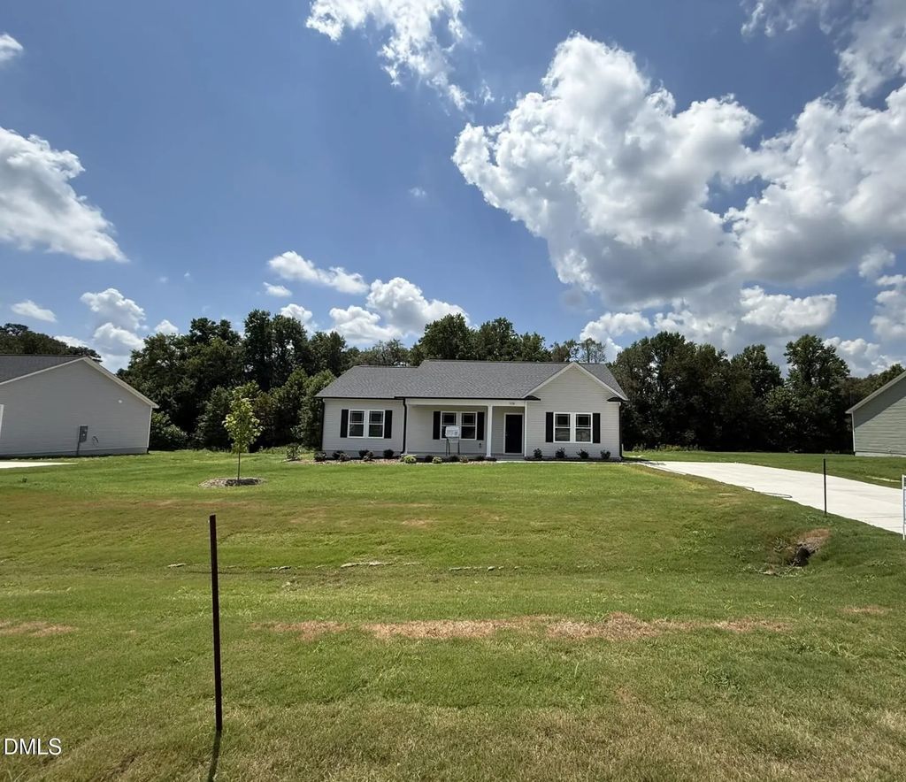 438 Barbour's Place Drive, Four Oaks