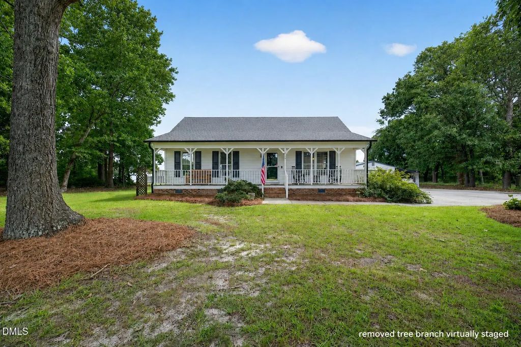 2001 Southfort Drive, Garner