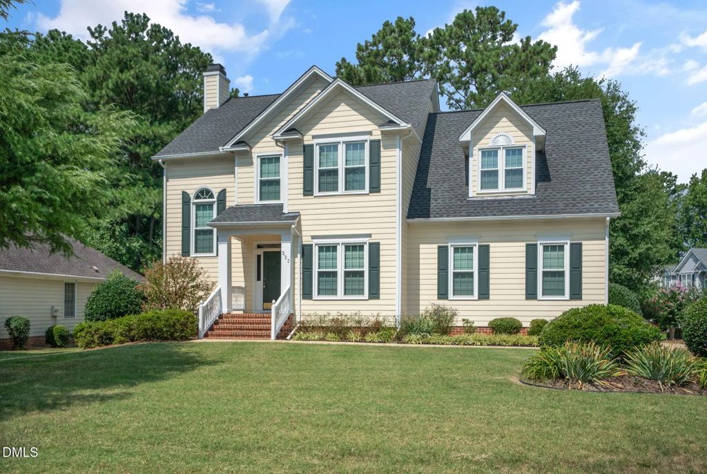 223 Ravenstone Drive, Cary