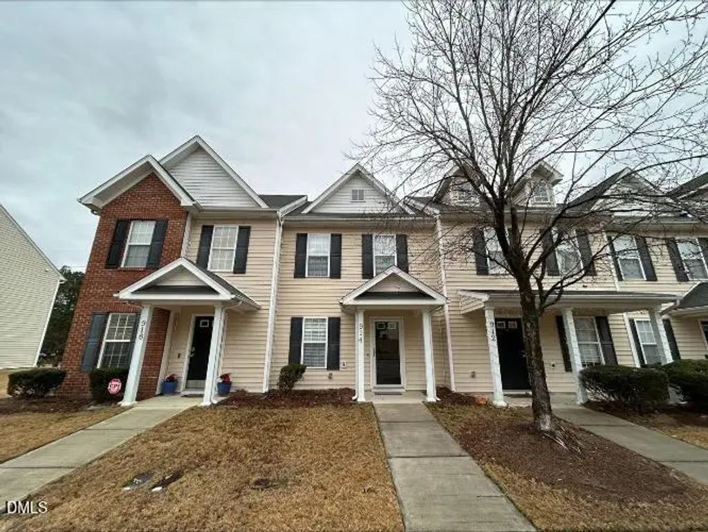 914 Savin Landing, Knightdale