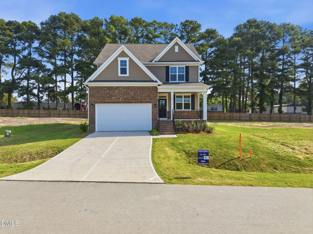 69 White Azalea Way, Benson