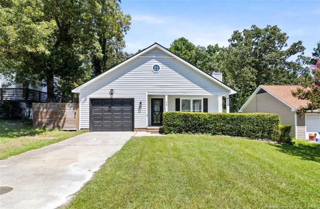 512 Andover Road, Fayetteville