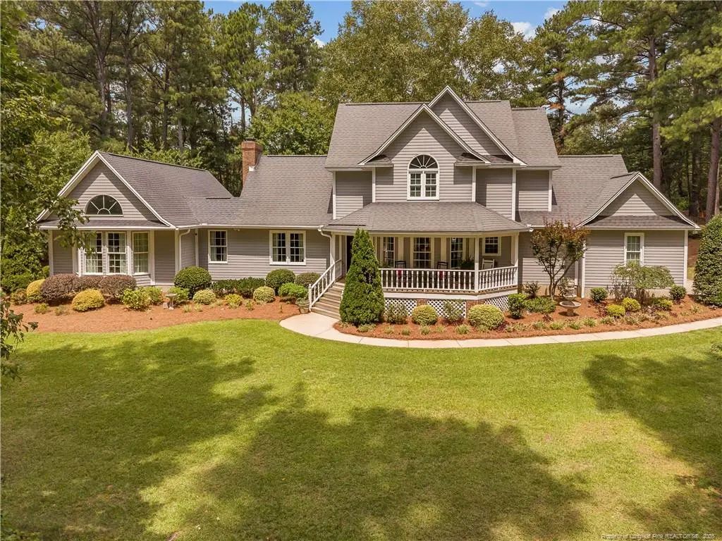 104 Cricket Hearth Road, Sanford