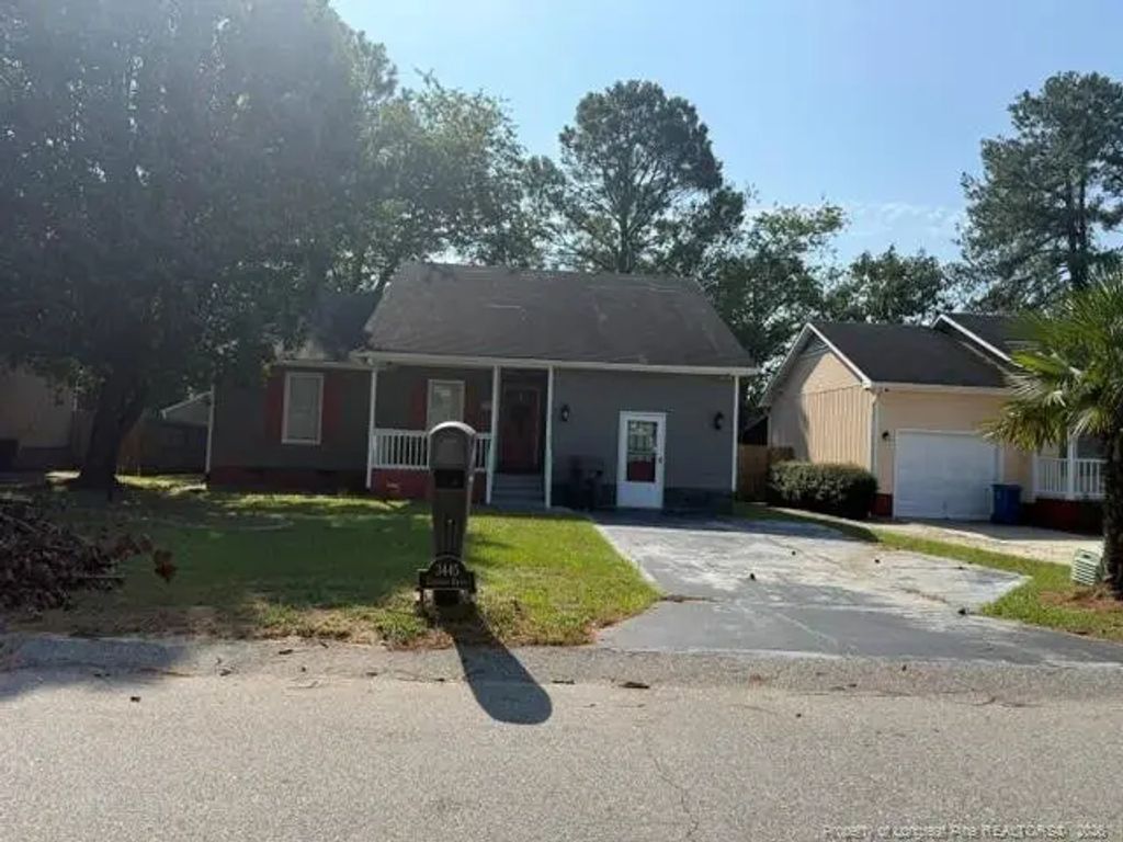3445 Lubbock Drive, Hope Mills