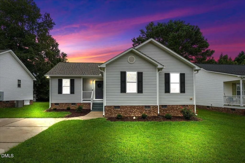 629 Avondale Drive, Clayton