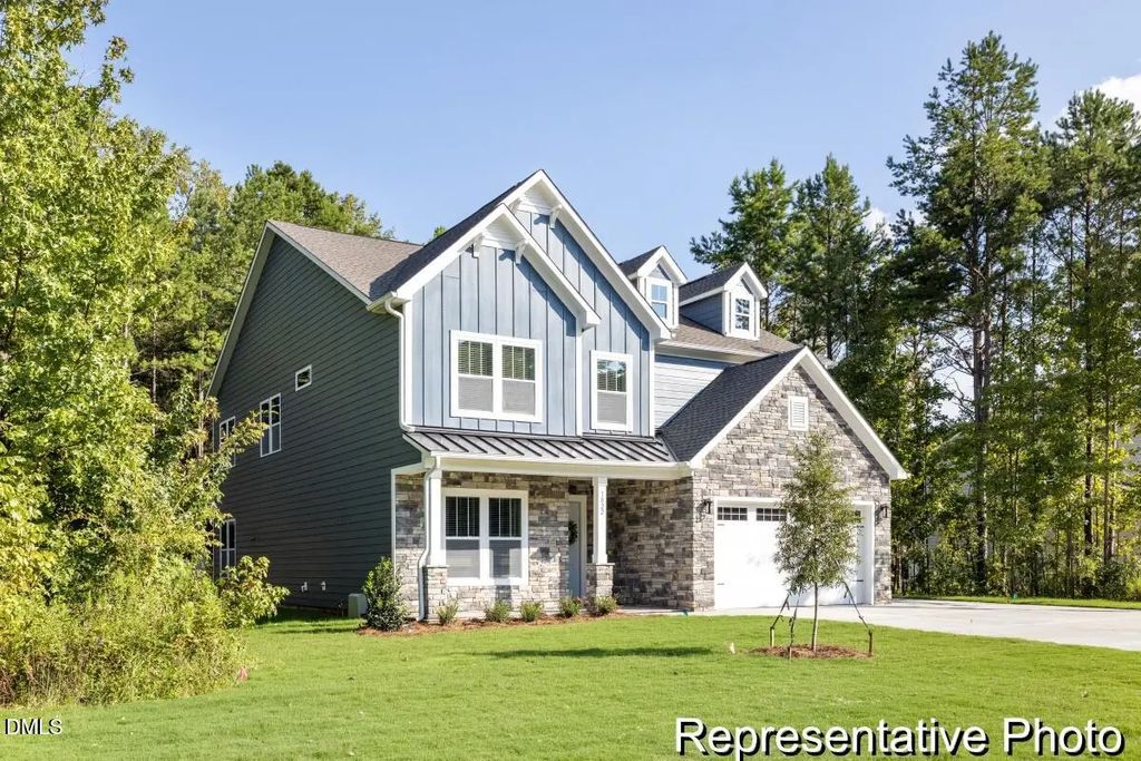 14 Hawks View Point 392, Pittsboro
