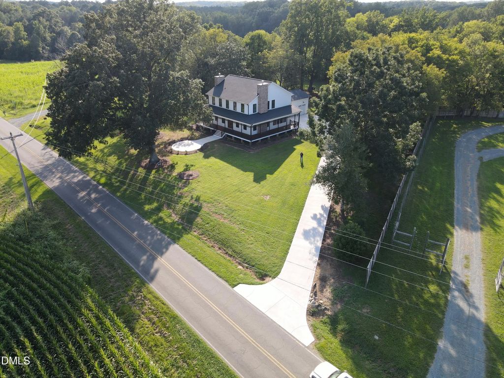 923 Arthur Minnis Road, Hillsborough