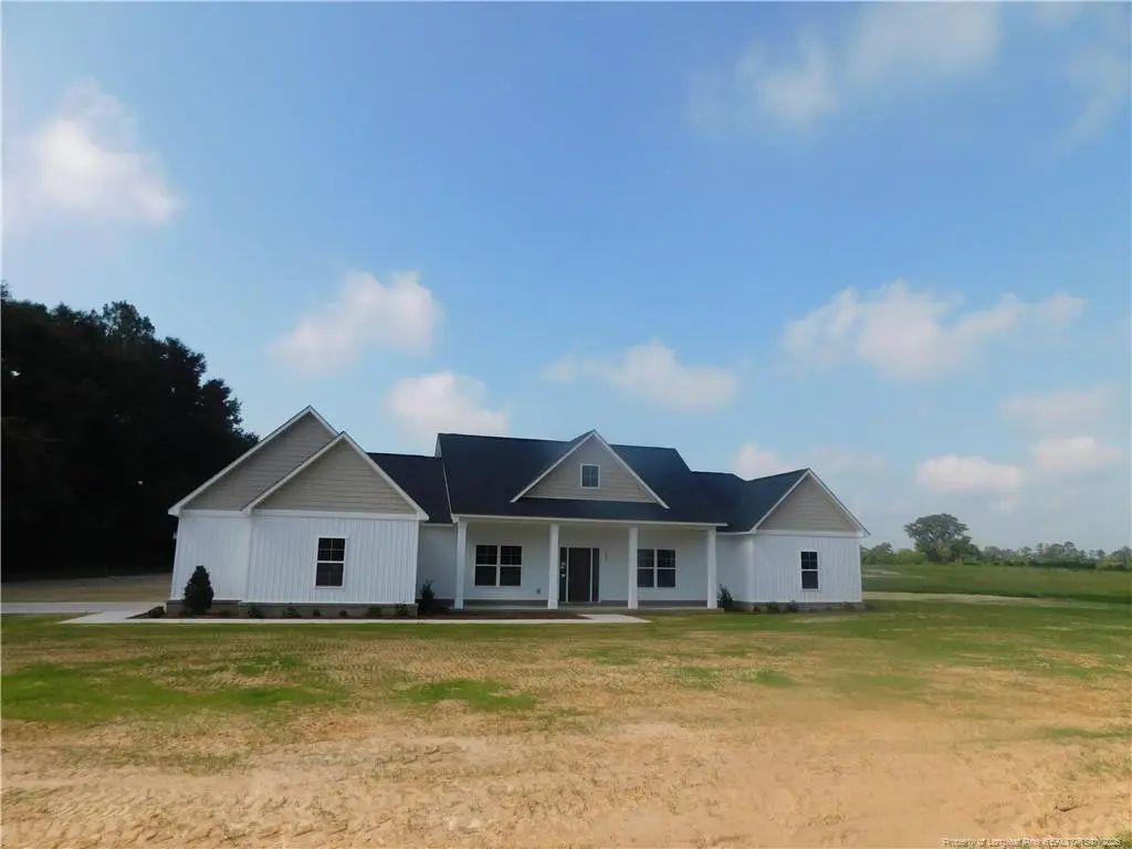 9282 Iona Church Road, Fairmont