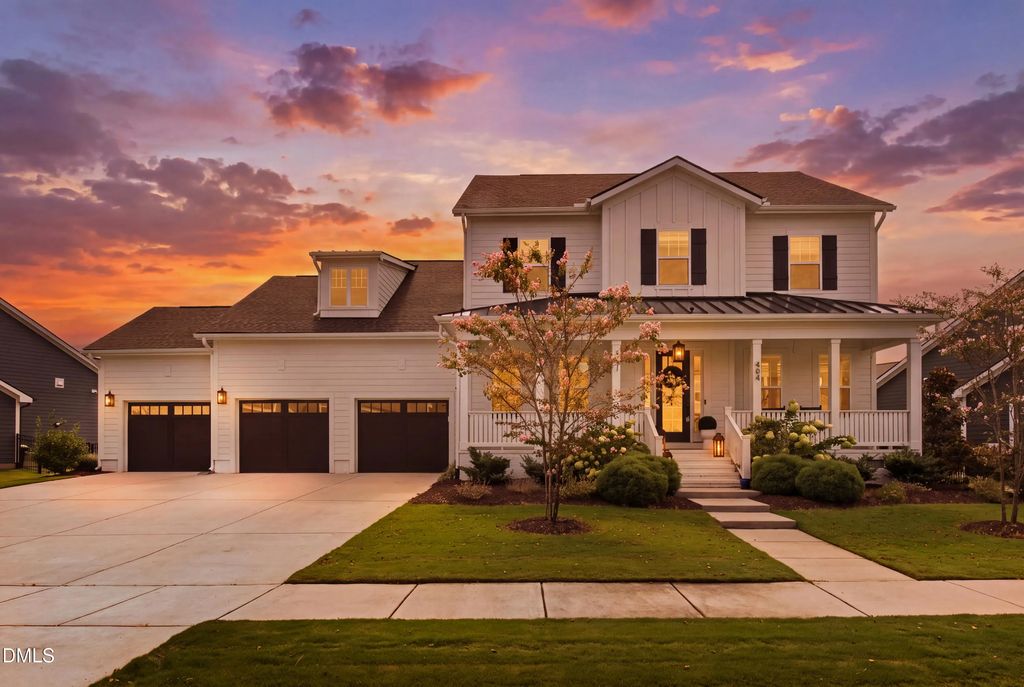404 Chickasaw Plum Drive, Holly Springs