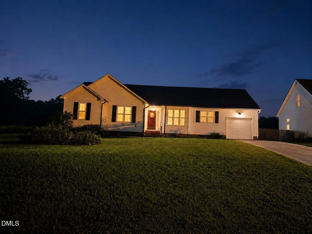 4113 Battle Field Drive, Garner