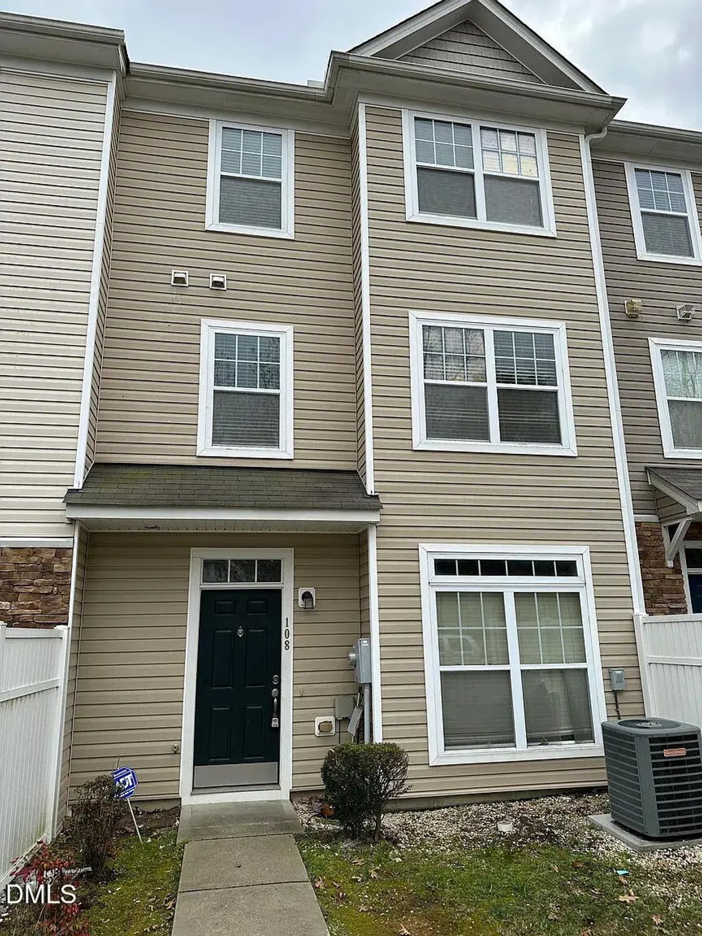 341 Gilman Lane 108, Raleigh