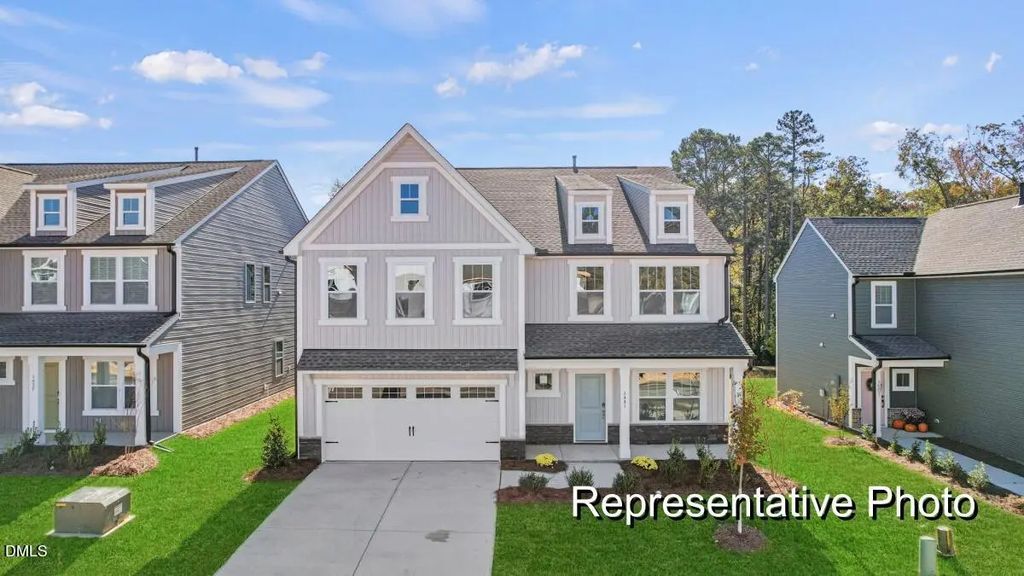512 Castle Farm Road 43p, Wendell