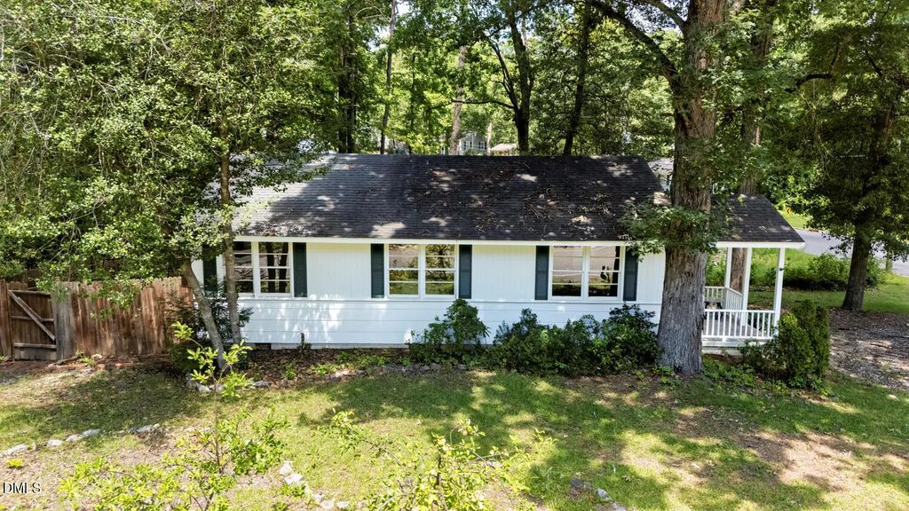 2000 Spruce Street, Fayetteville