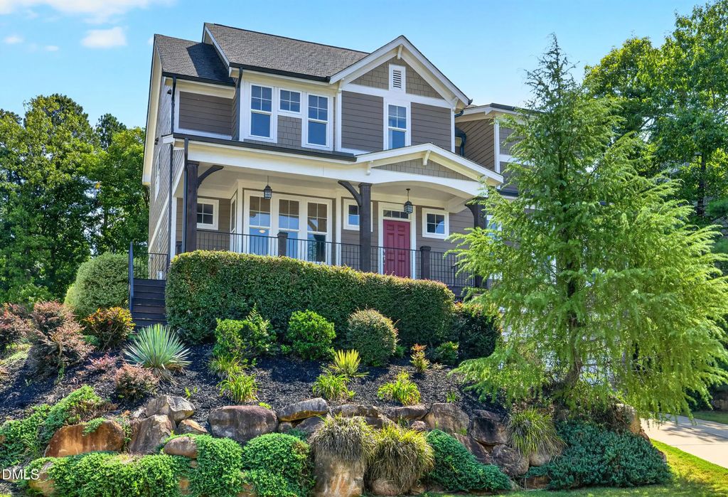 205 Diggory Drive, Holly Springs
