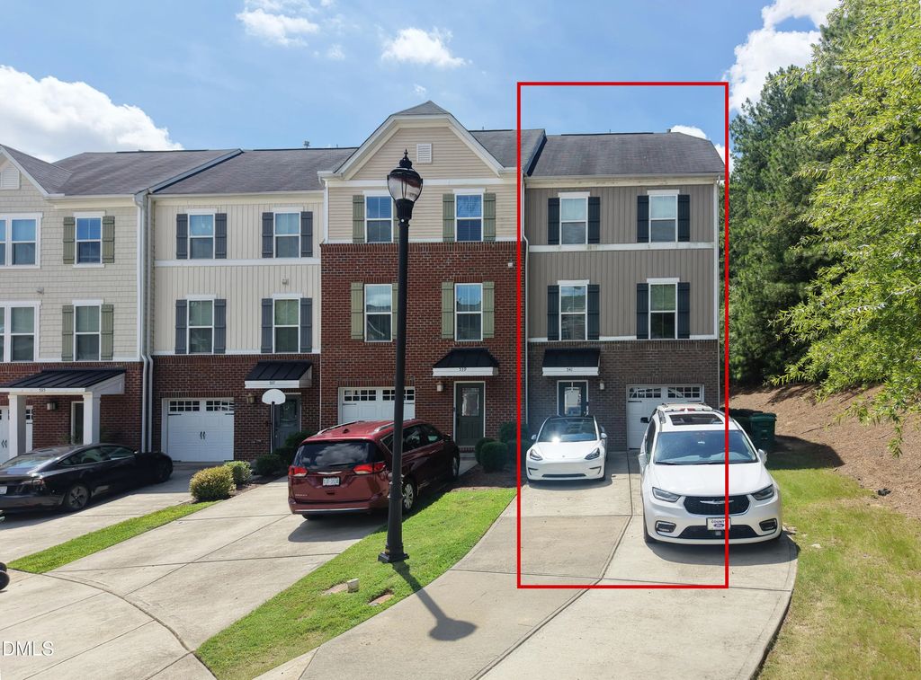 541 Pemberwich Place, Cary