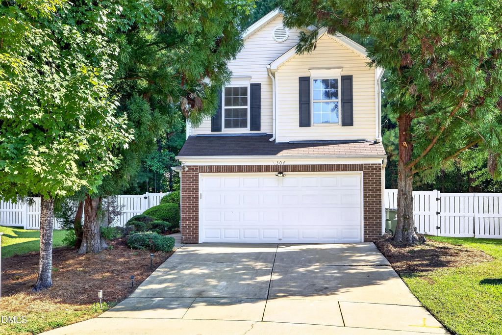 304 Fountain Springs Road, Holly Springs