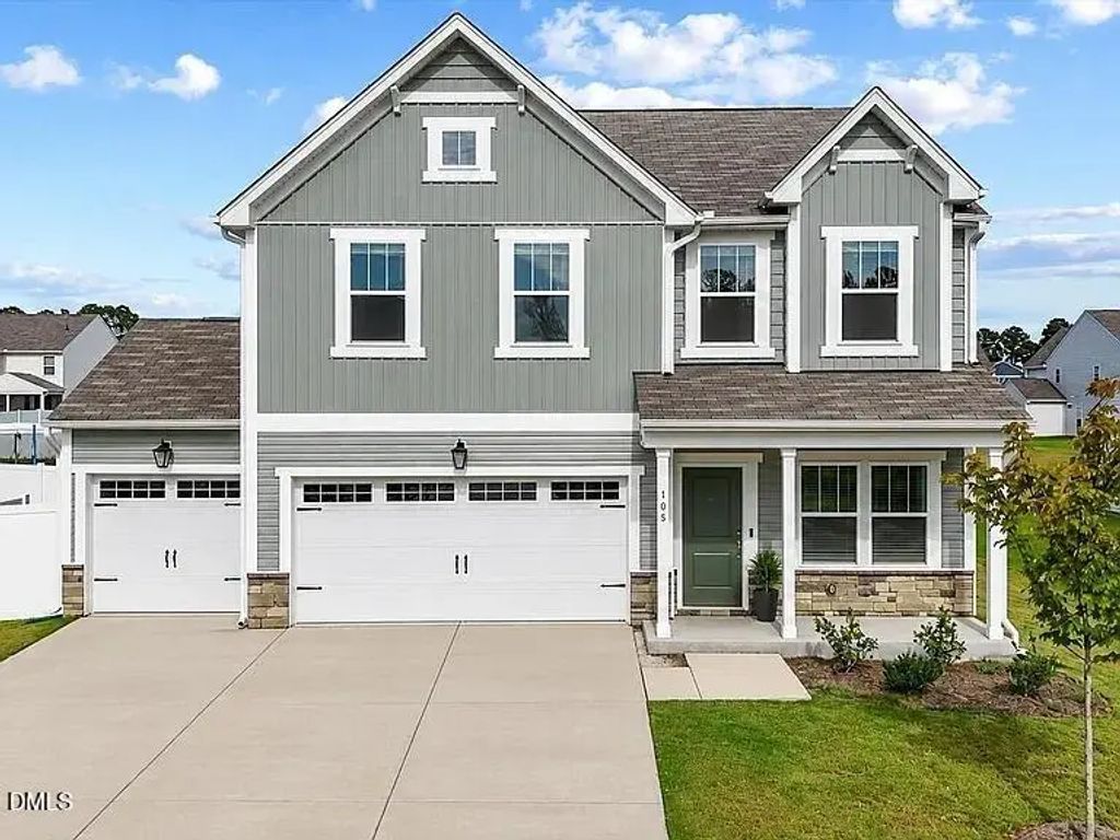 105 S Mule Way, Benson