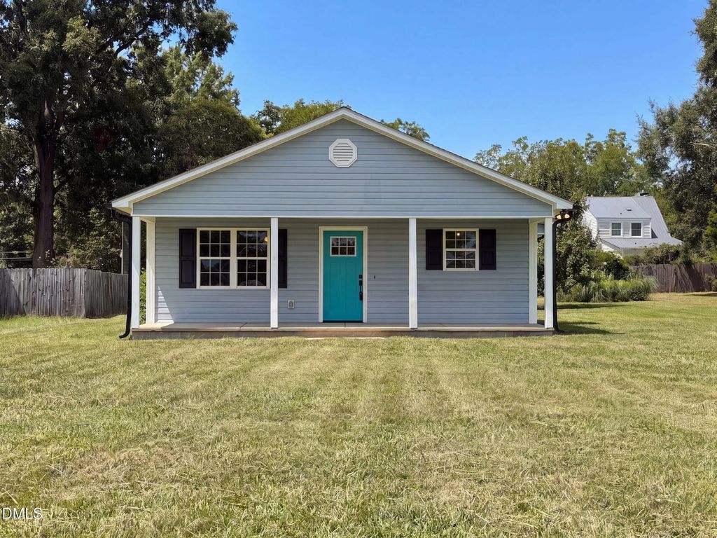 702 S Fayetteville Avenue, Dunn