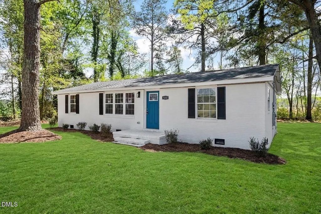 7222 Thorne Farm Road, Elm City