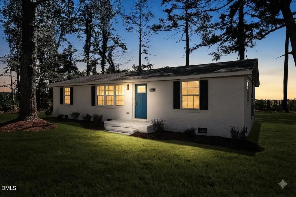 7222 Thorne Farm Road, Elm City