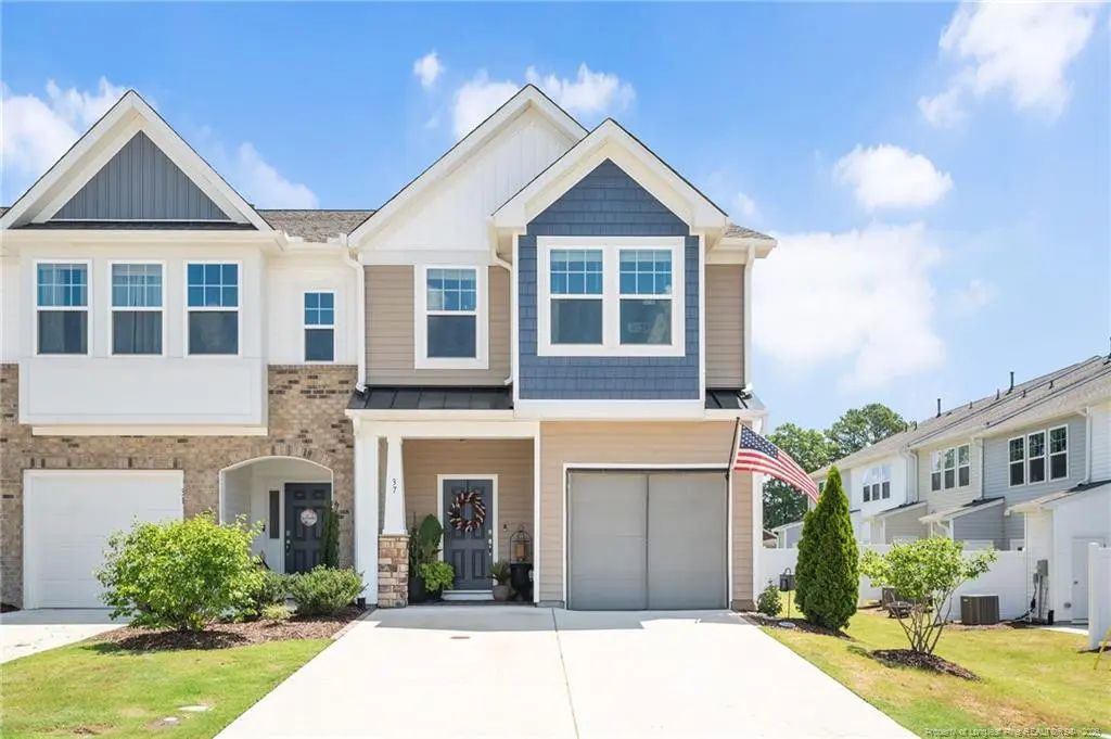 37 Burford Way, Angier