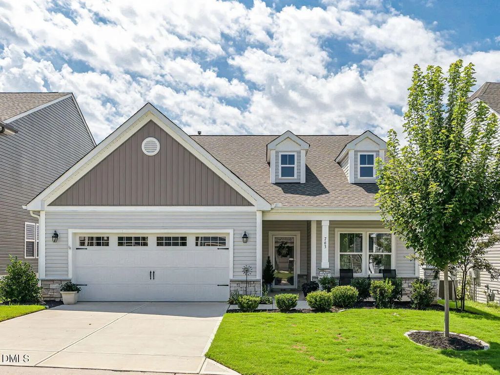 763 Bent Willow Drive, Clayton