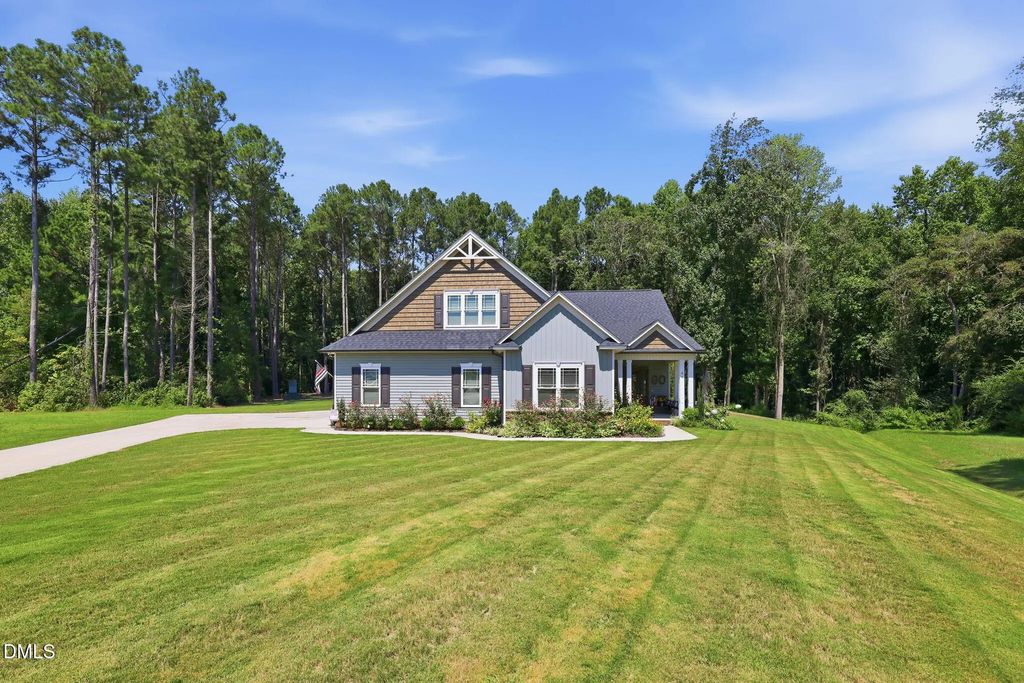 90 Blackberry Lane, Benson