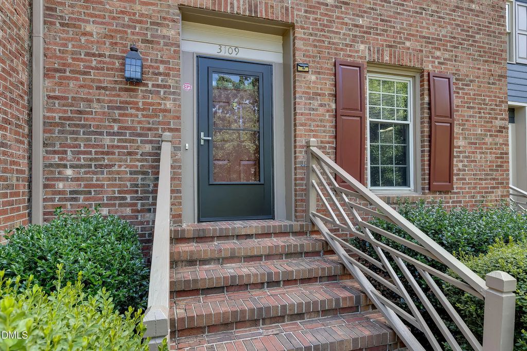 3109 Coachman's Way, Durham