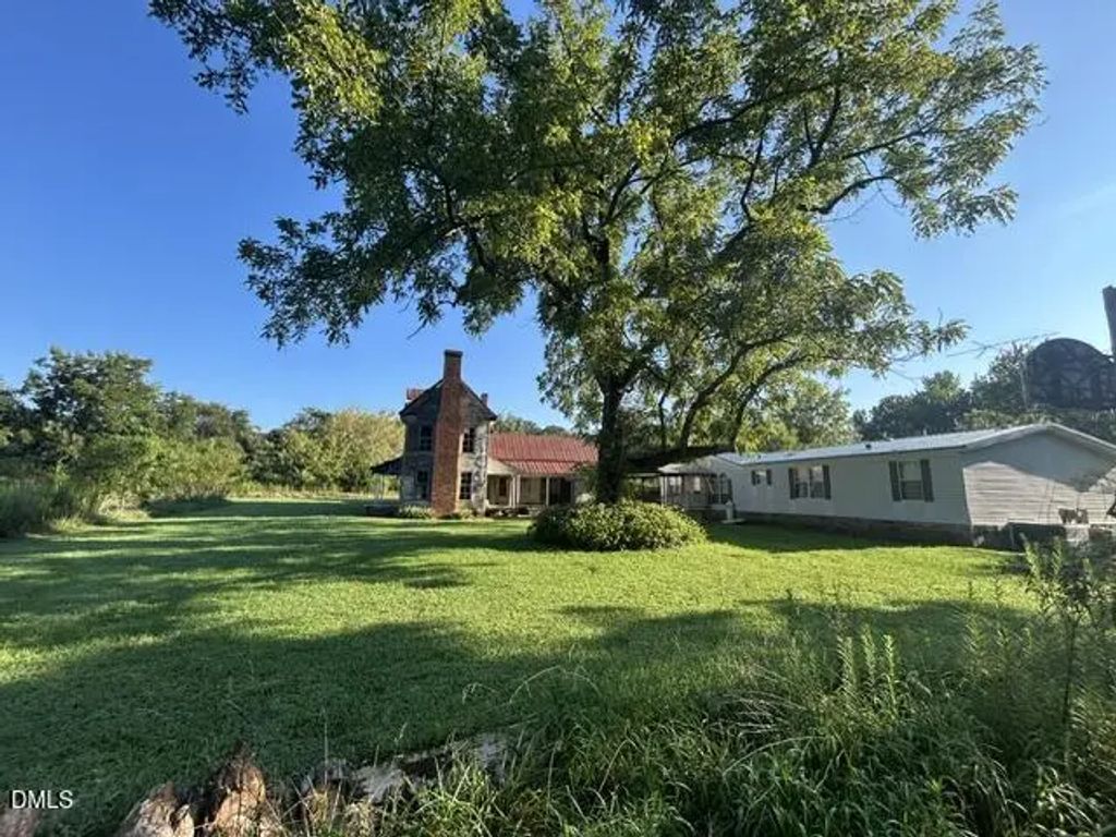 647 Joe Brown  Road, Bear Creek