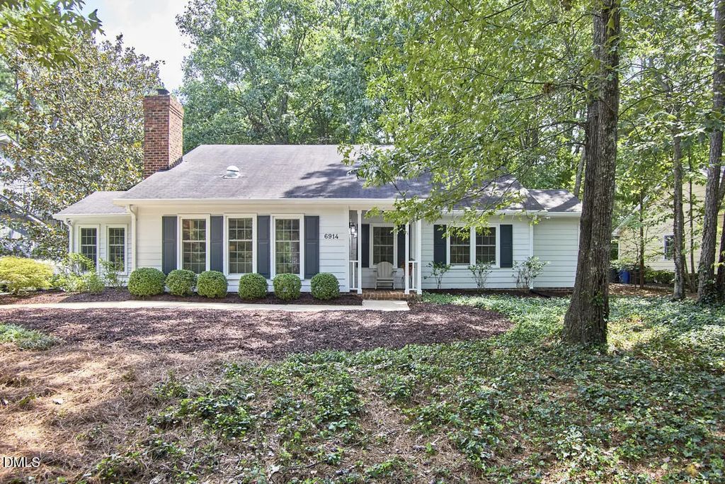 6914 Falconbridge Road, Chapel Hill