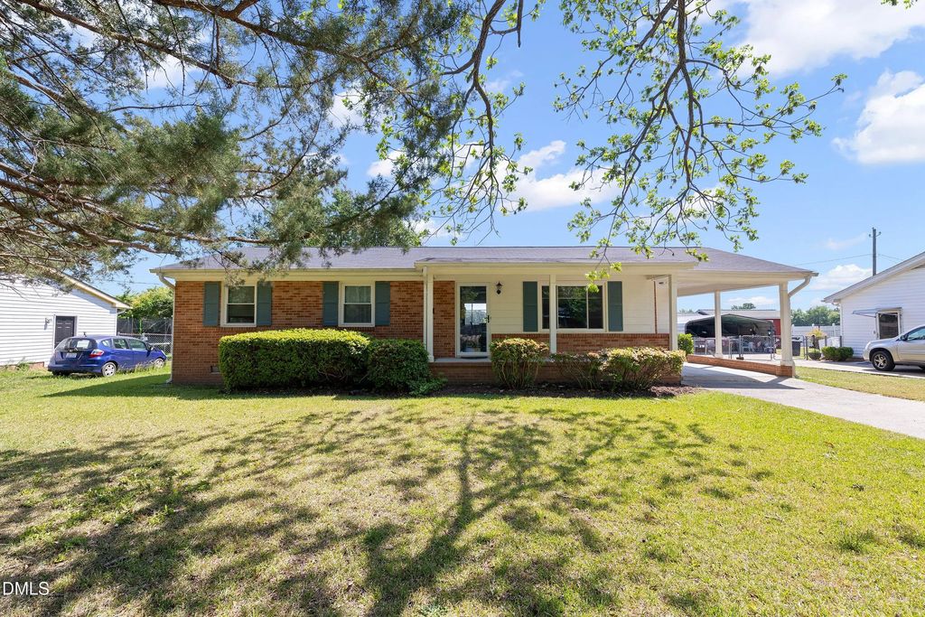 2103 Michael Lane, Smithfield