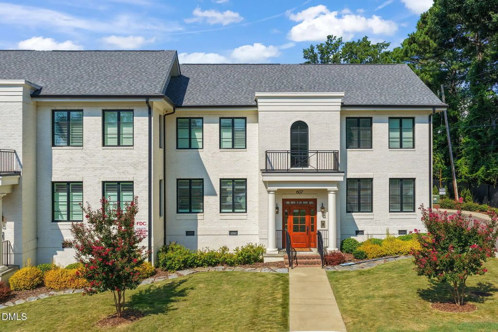 607 Smedes Place A, Raleigh