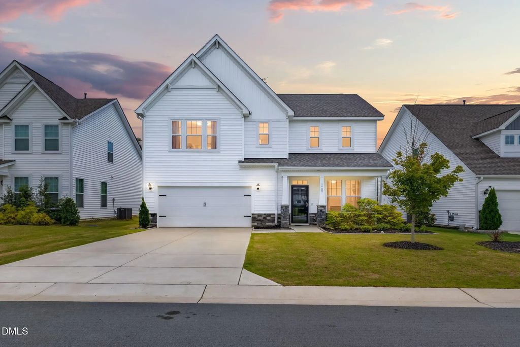 1408 Weavers Trace Drive, Zebulon