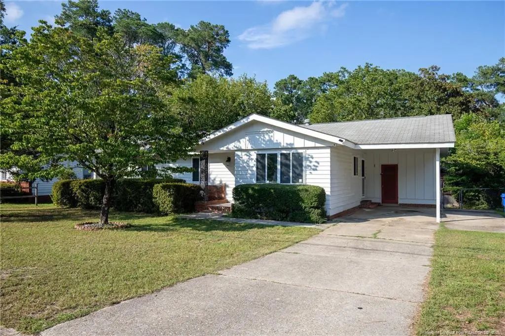 739 Stoneykirk Drive, Fayetteville