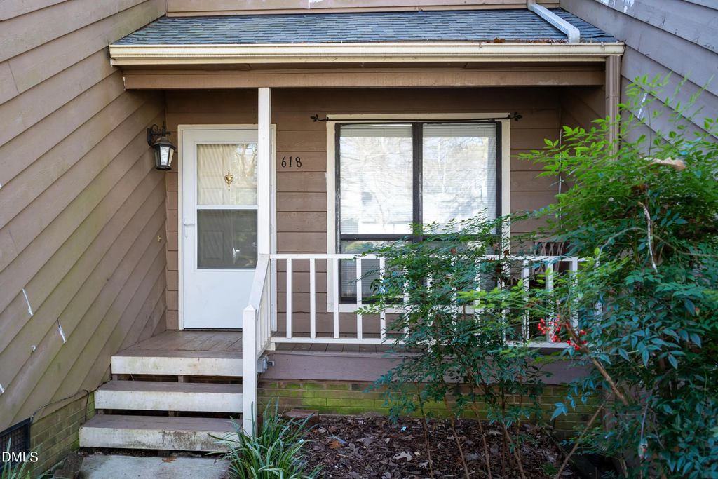 618 Applecross Drive, Cary