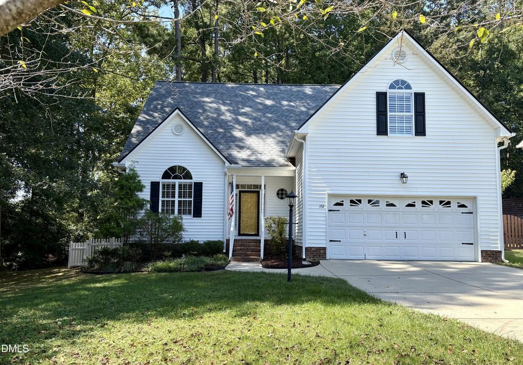 152 Skipping Rock Lane, Garner