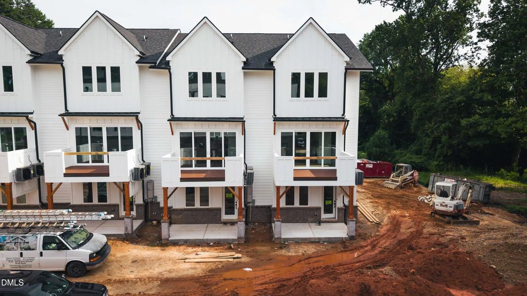 1201 Brookside Drive 108, Raleigh