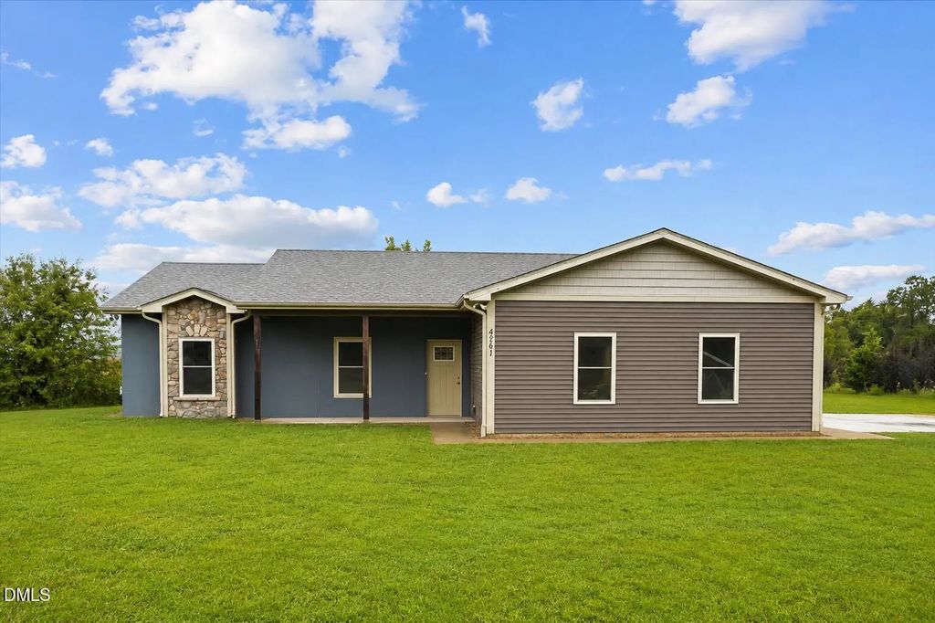 4961 Wayne Memorial Drive, Goldsboro