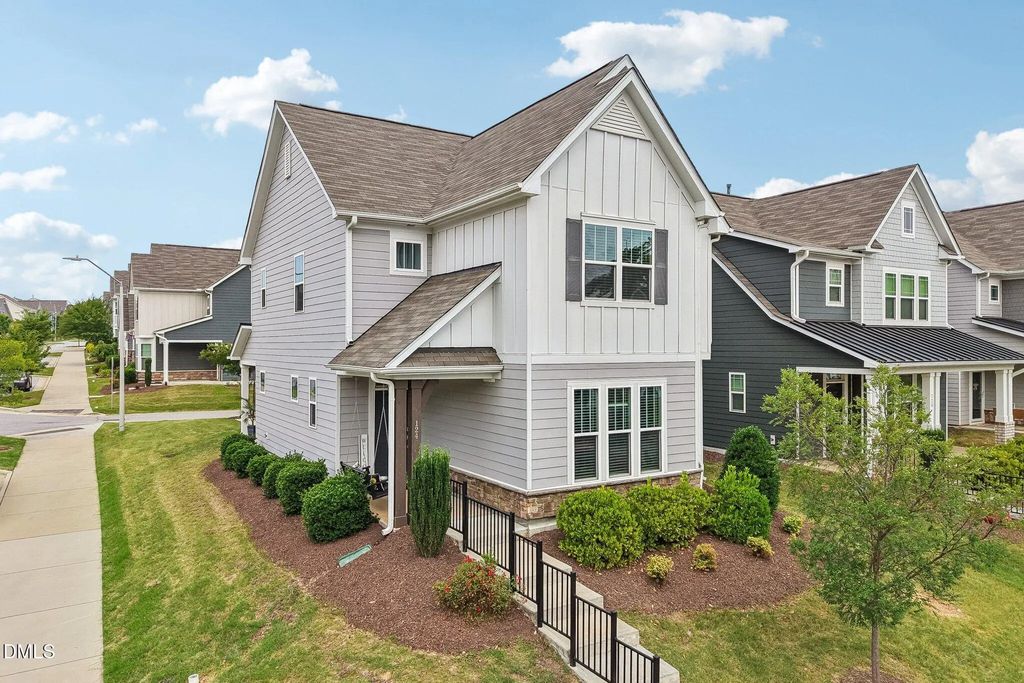 124 Daisy Grove Lane, Holly Springs