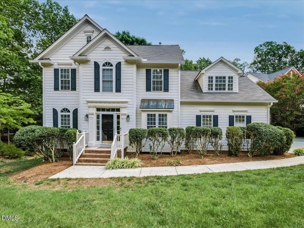1512 Fairbanks Road, Cary