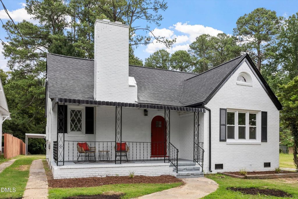2724 N Roxboro Street, Durham
