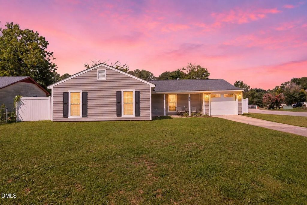 600 Missenburg Court, Fayetteville