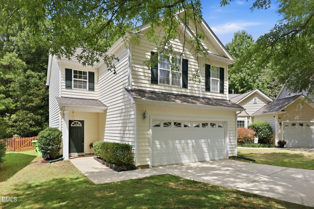 8433 Whisper Ridge Place, Raleigh